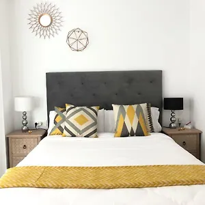 https://ancha-ave-centro-malaga-madmar-lujo-new-zambrano.1costadelsol.com
